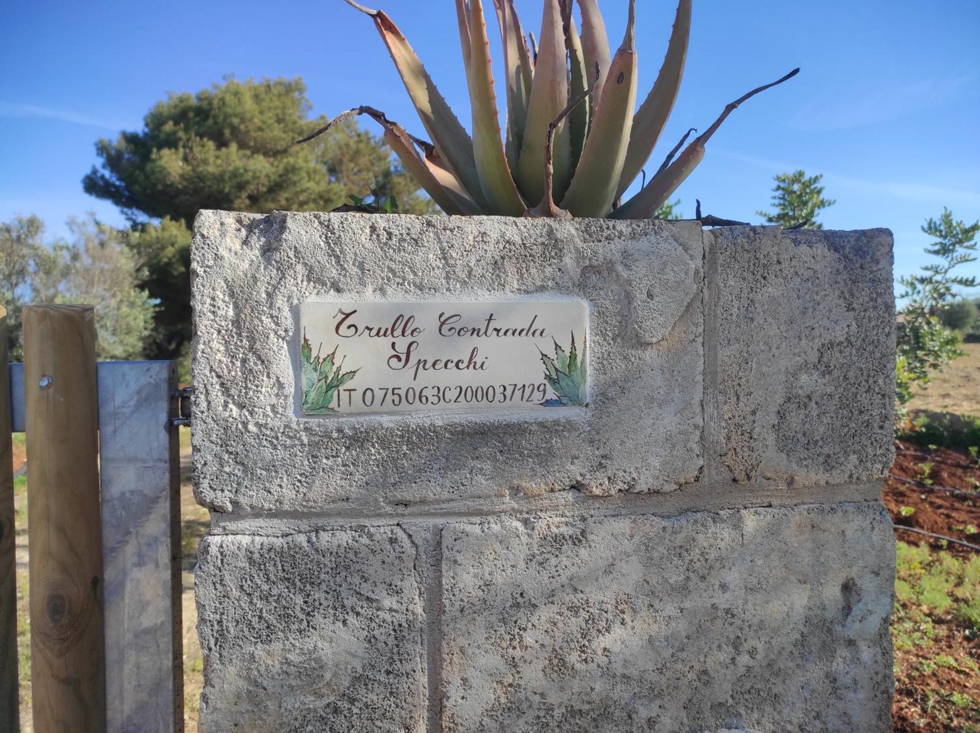 Trullo Contrada Specchi Apartment Ракале Екстериор снимка