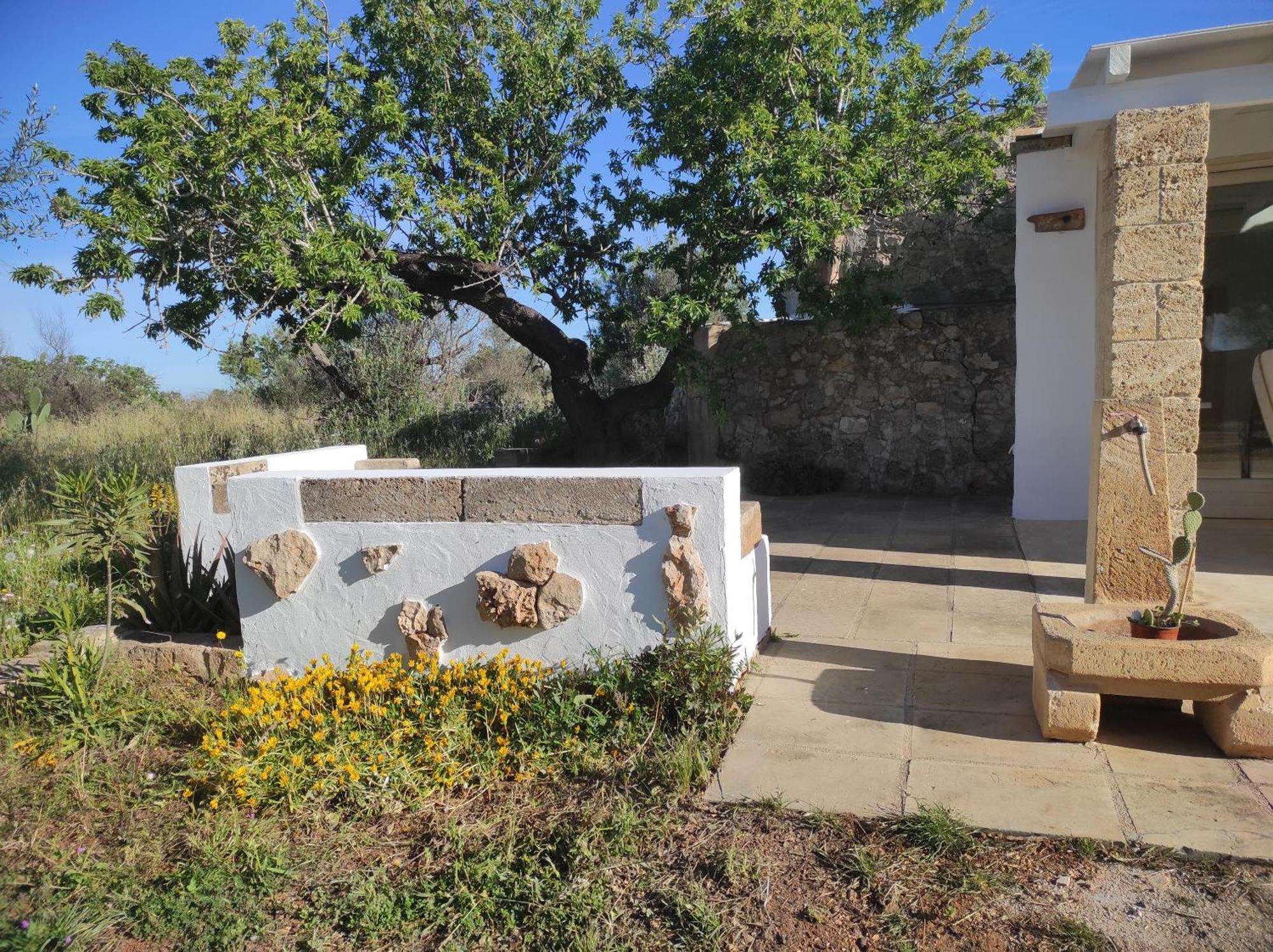 Trullo Contrada Specchi Apartment Ракале Екстериор снимка